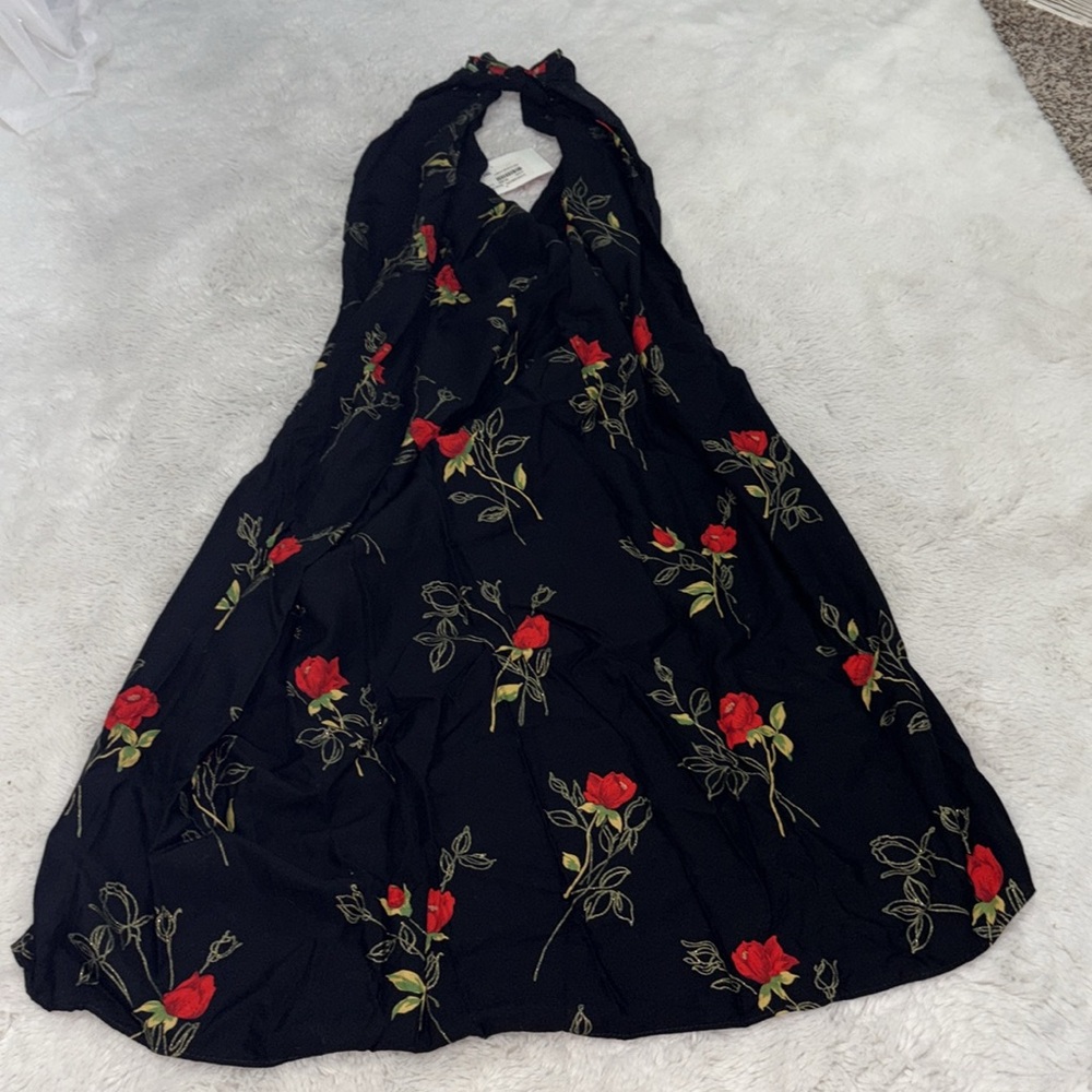 NWT Roxanne Sarong coverup